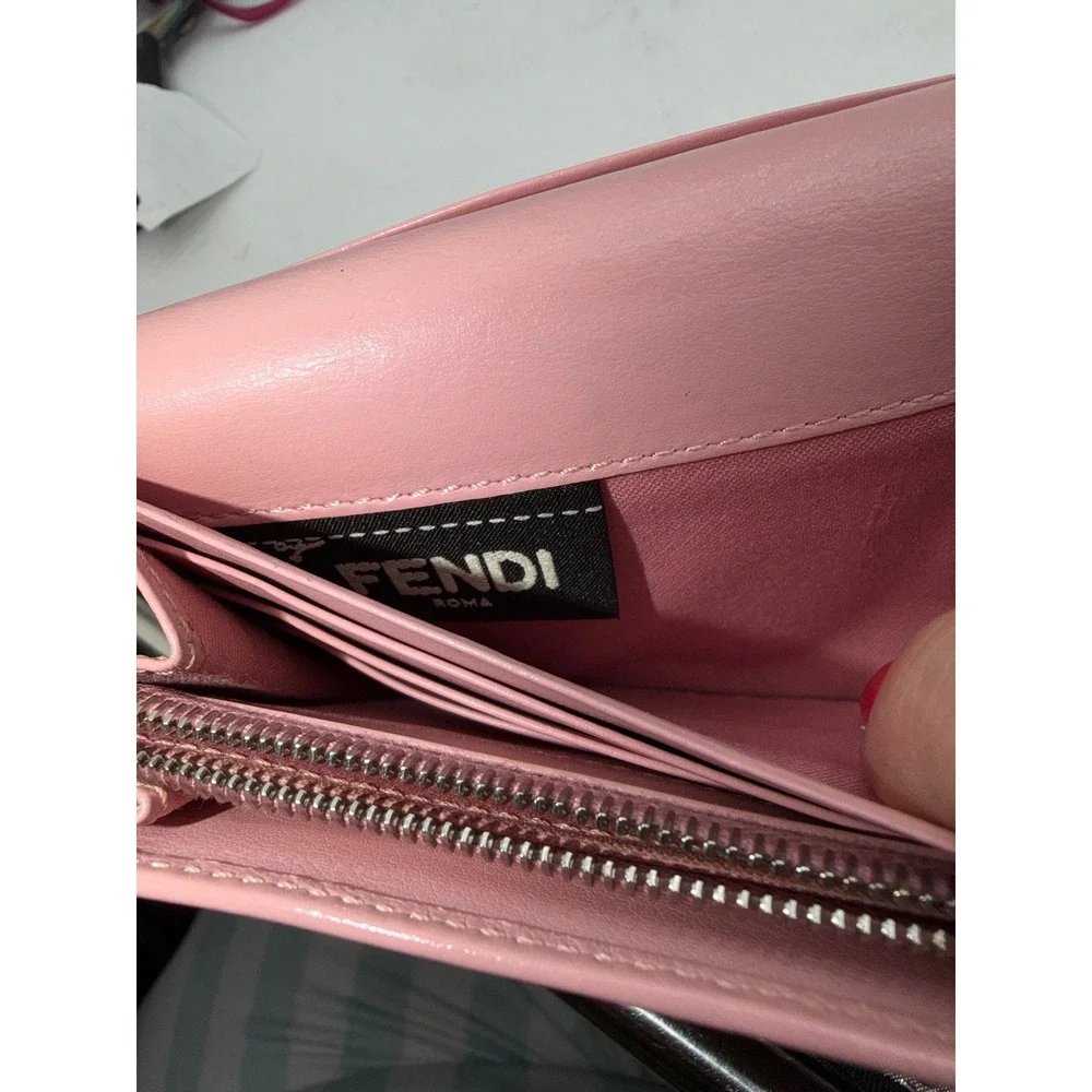Fendi Vitello Century Hypnoteyed Pink Zippy Continental Wallet in Bubblegum - Picture 12 of 16